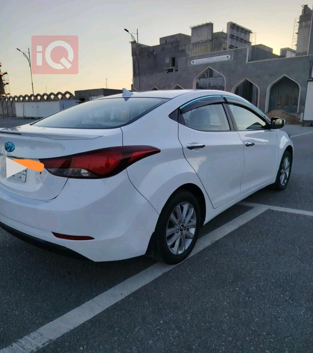 هيونداي النترا
